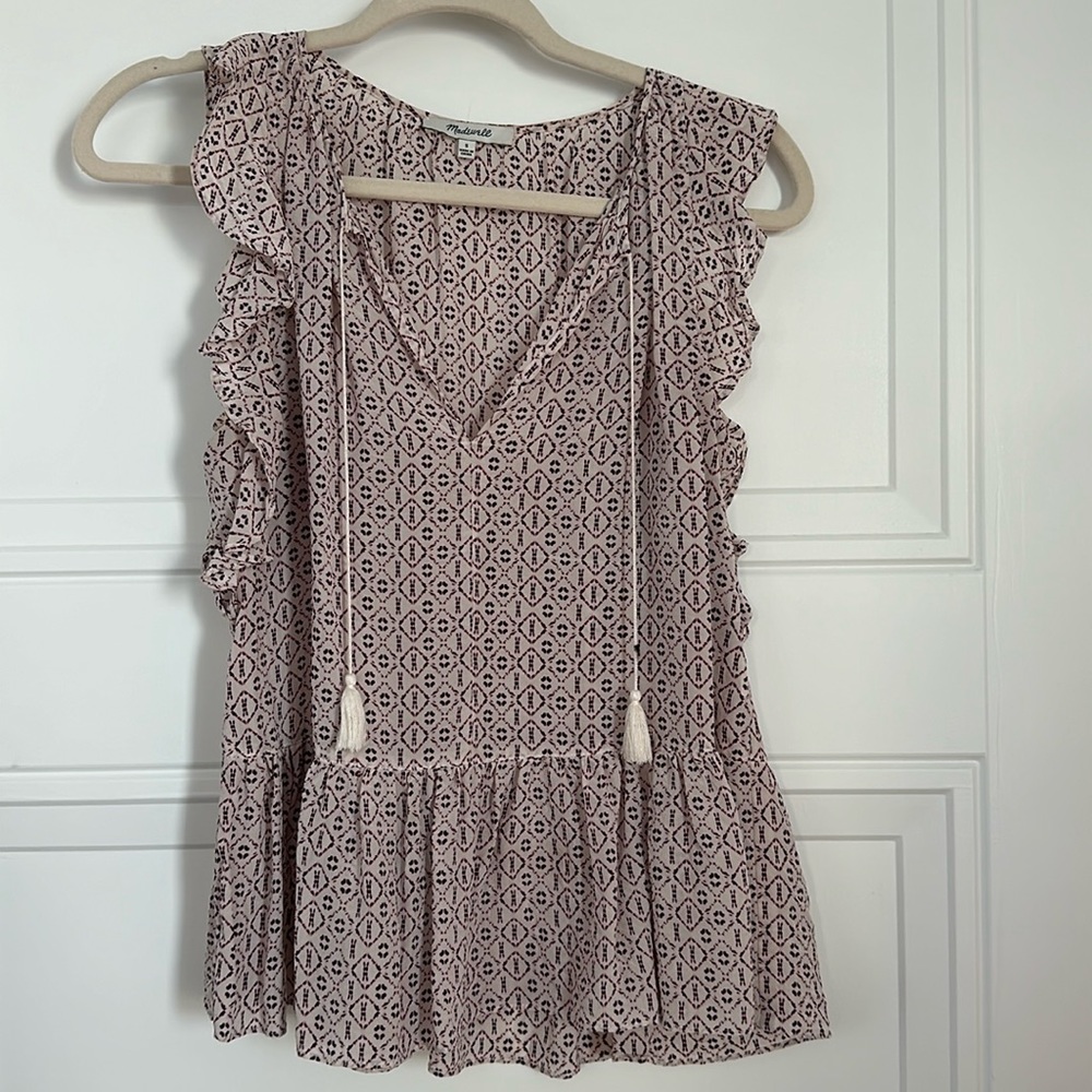 Madewell Pink and White geometric pattern blouse